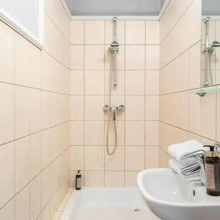 Rent Like - Stroma 32a 아파트 *