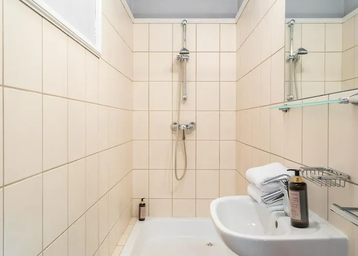 Rent Like - Stroma 32a شقة *